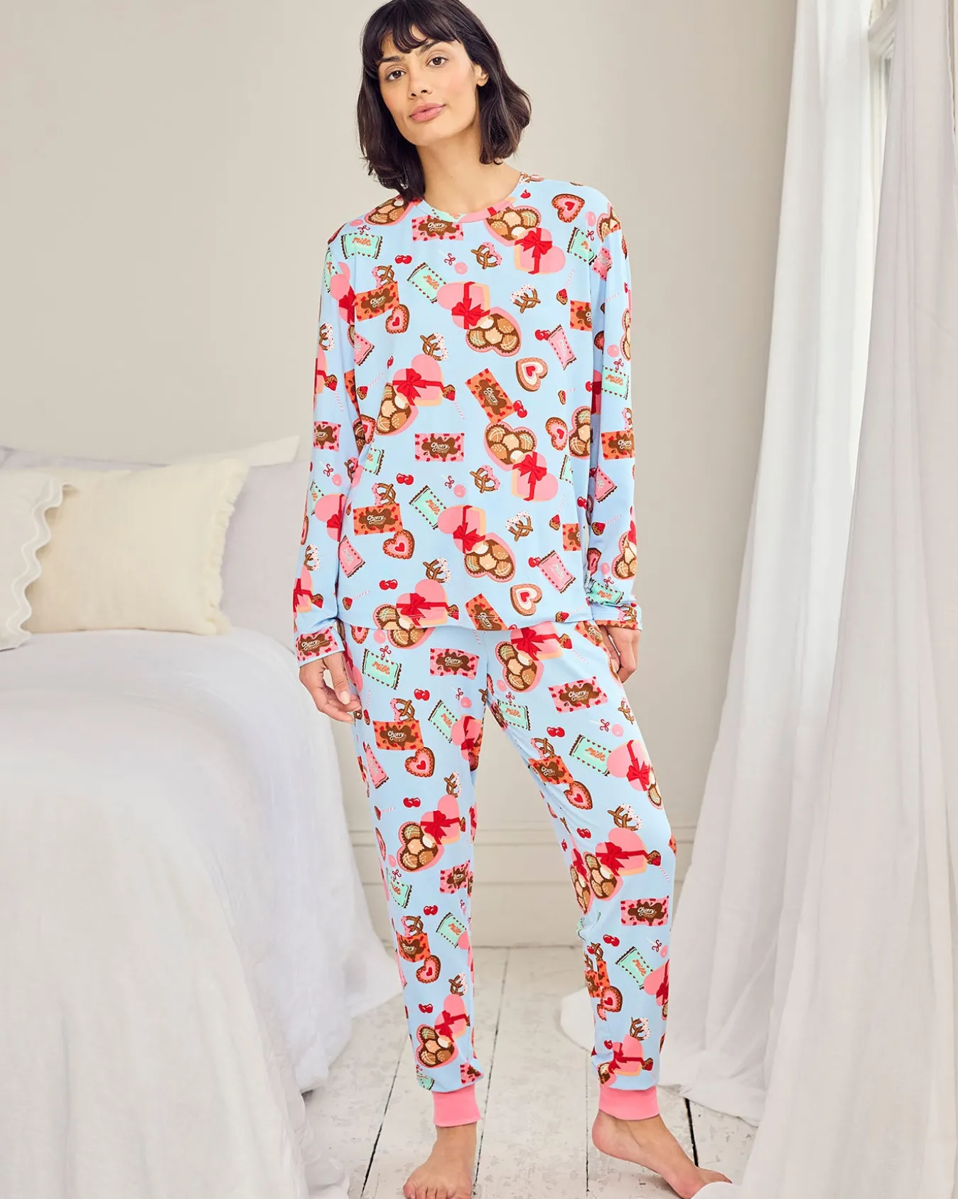 Chocolate Box Print Long Pyjama Set