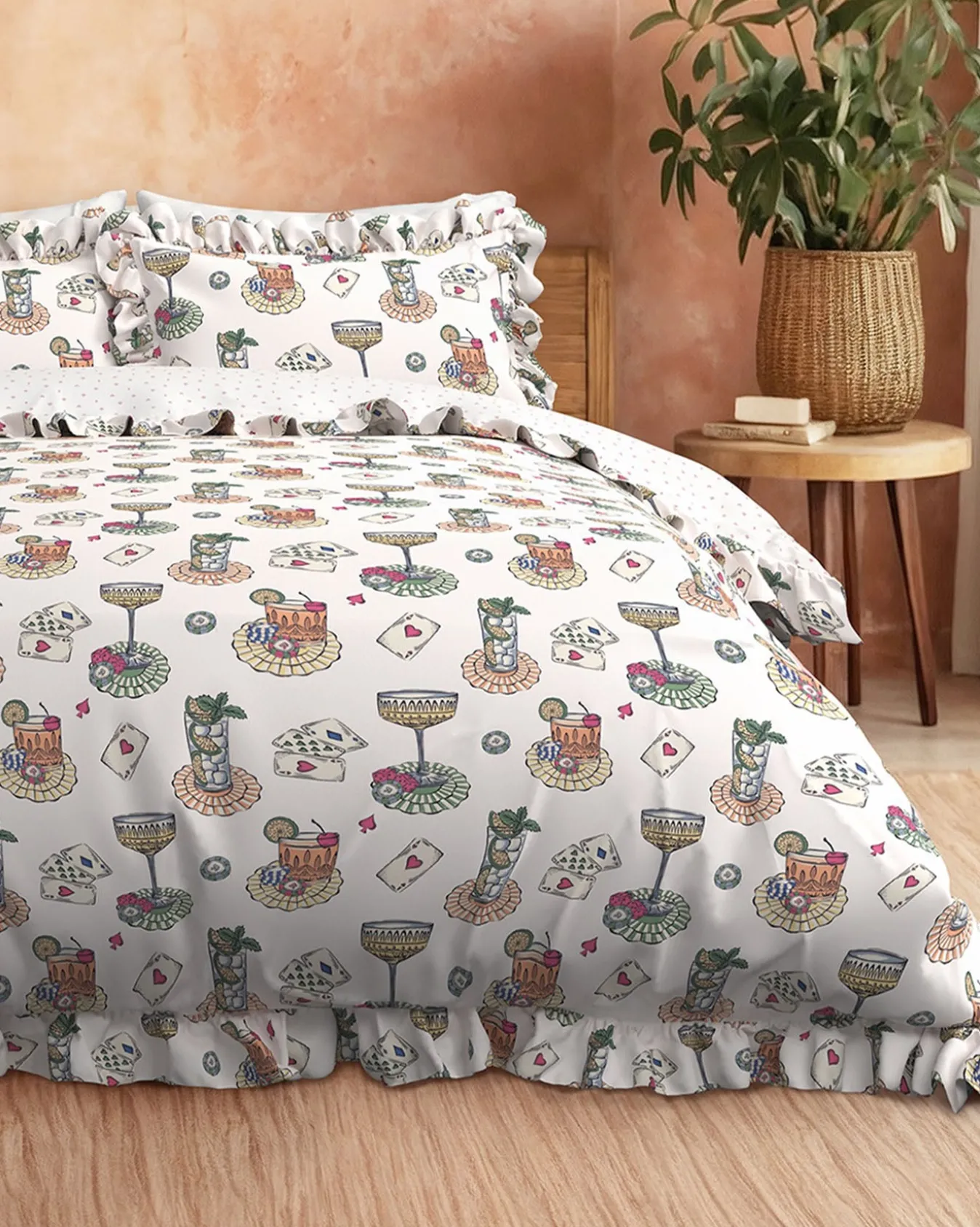 Cotton Cocktails & Cards Print Reversible Frill Bedding Set