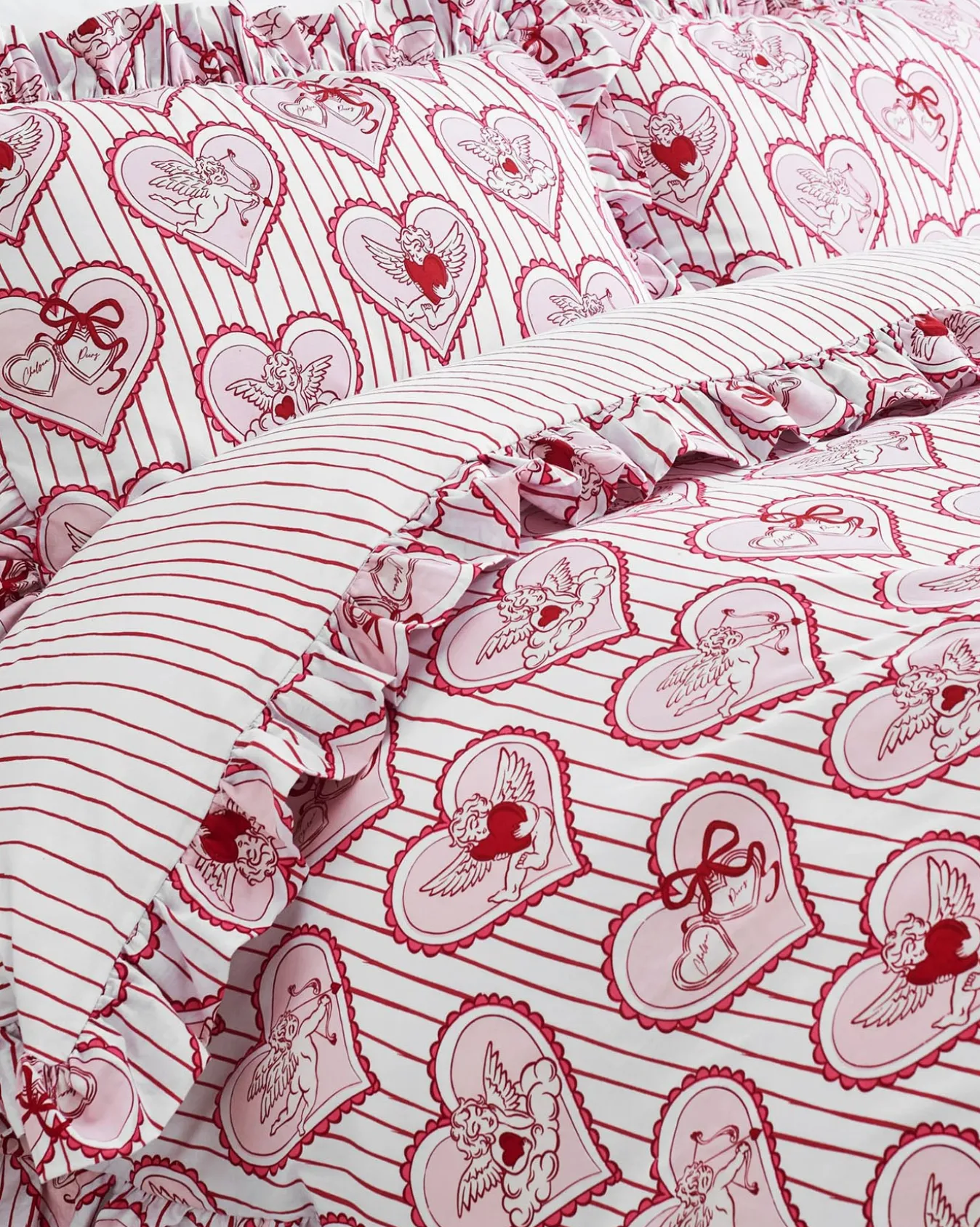 Cotton Cupid Heart / Stripe Print Reversible Frill Bedding Set