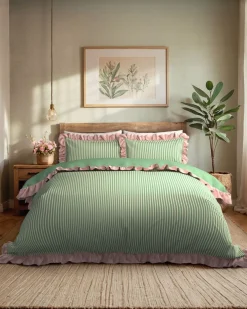 Cotton Garden Stripe Reversible Frill Bedding Set - Green & White