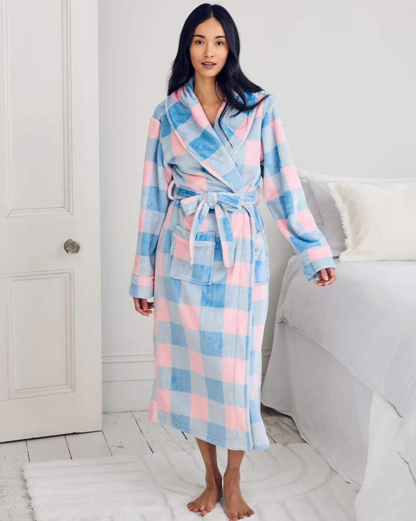 Fleece Embroidered Back Do Not Disturb Check Dressing Gown