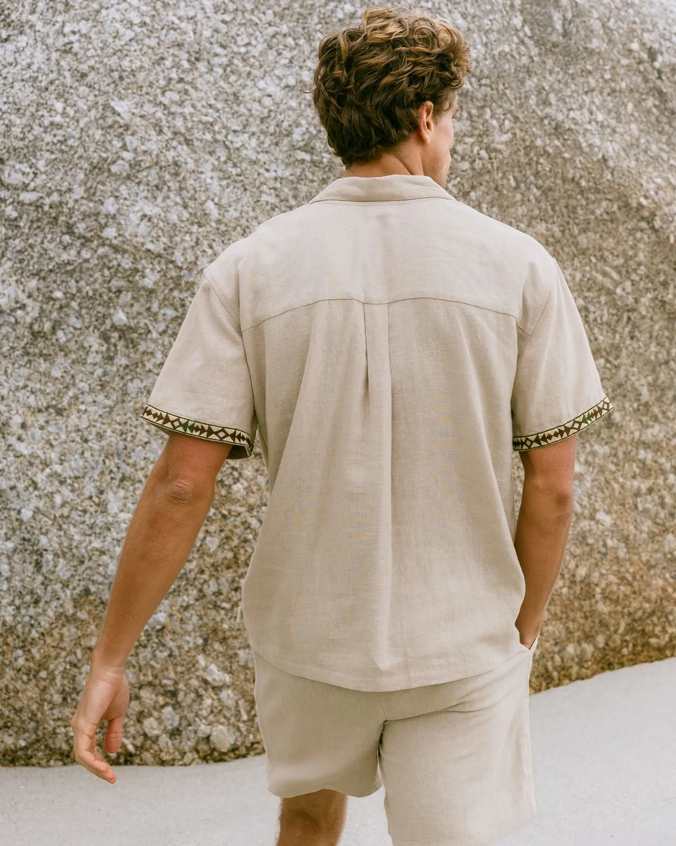 Linen-Blend Embroidered Palm Short Sleeve Shirt
