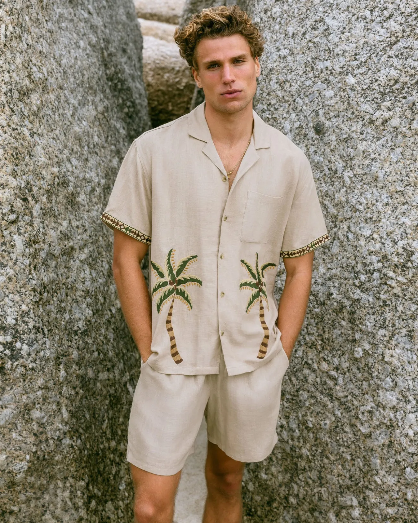 Linen-Blend Embroidered Palm Short Sleeve Shirt