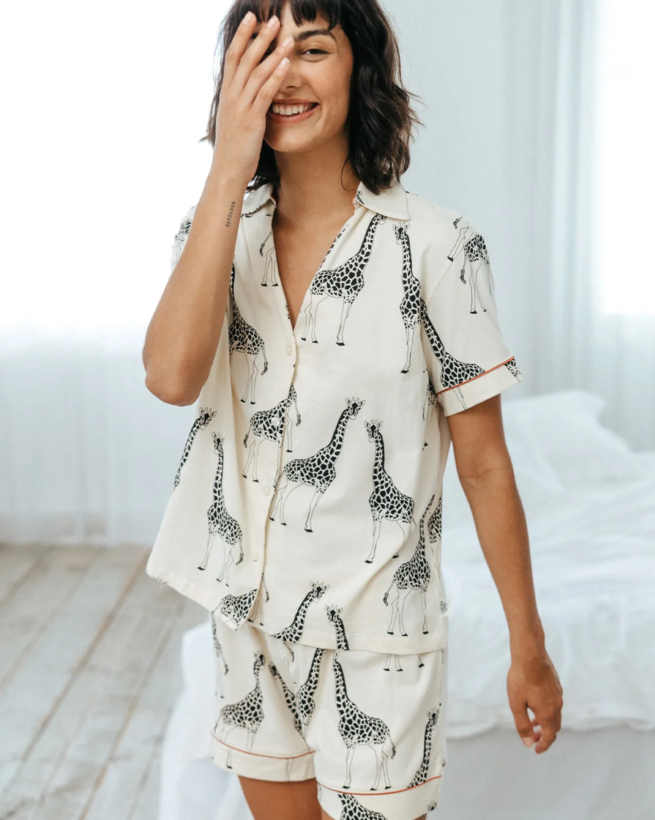 Organic Cotton Giraffe Print Short Pyjama Set - Cream