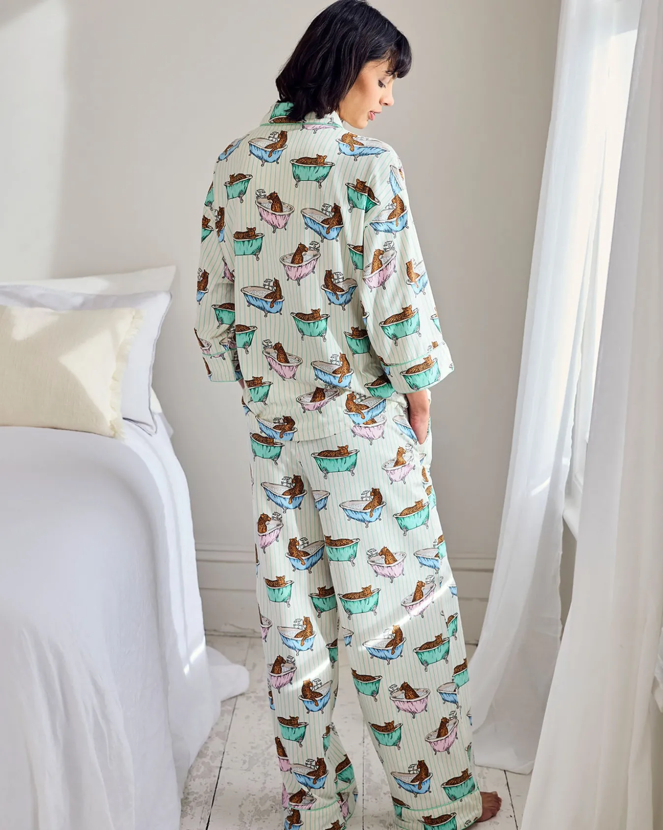 Petite Organic Cotton Bubble Bath Leopards Print Long Pyjama Set