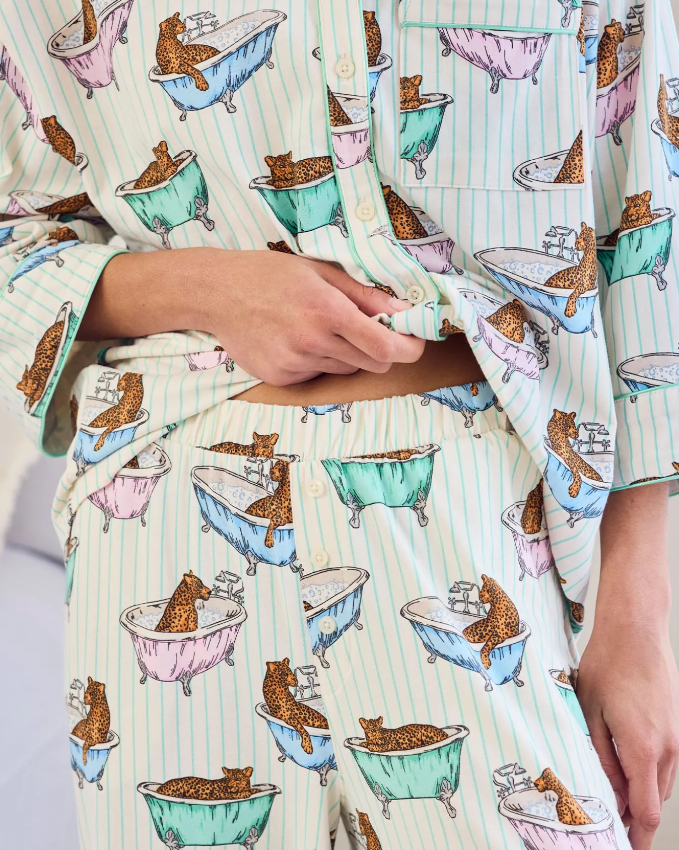 Petite Organic Cotton Bubble Bath Leopards Print Long Pyjama Set