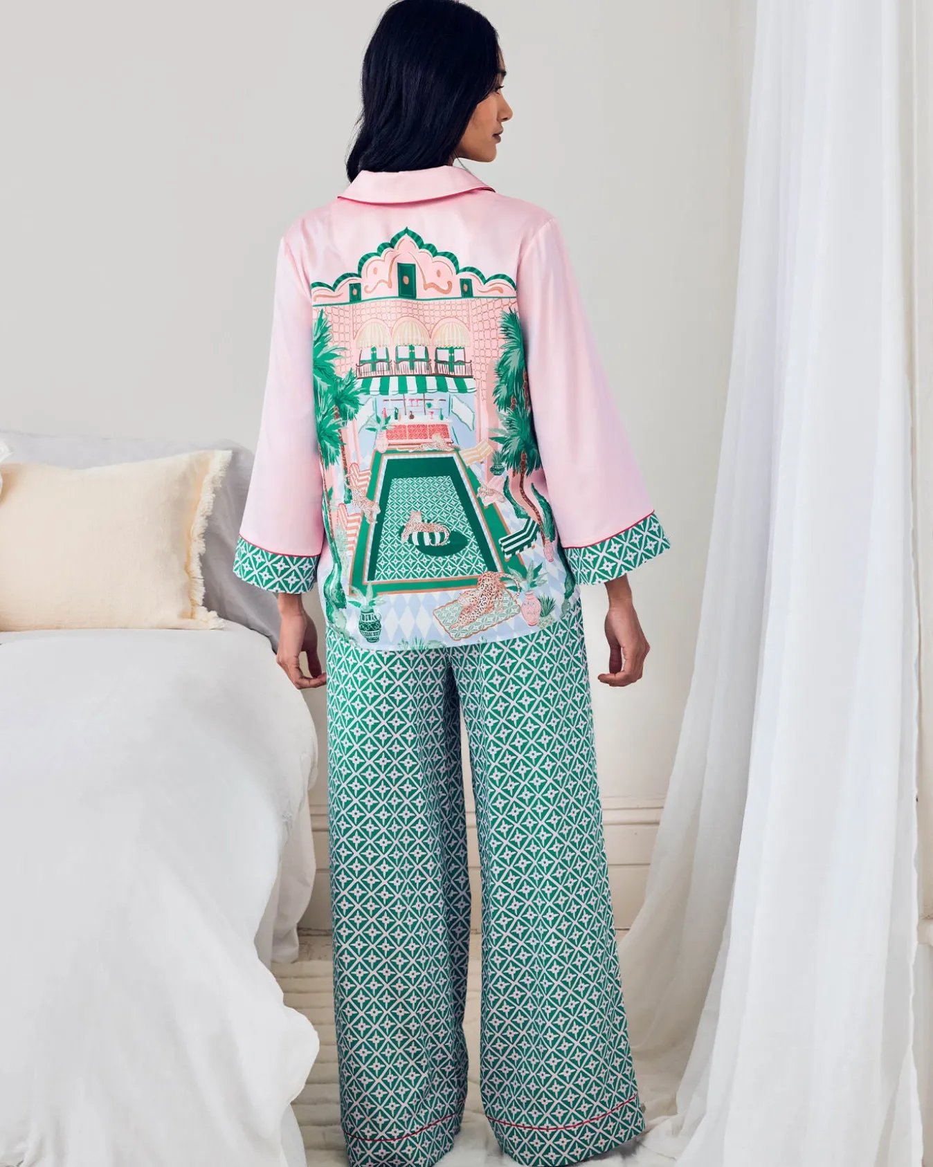 Satin The Clubhouse Print Long Pyjama Set