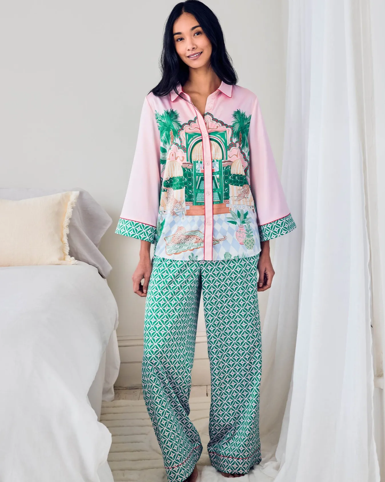 Satin The Clubhouse Print Long Pyjama Set