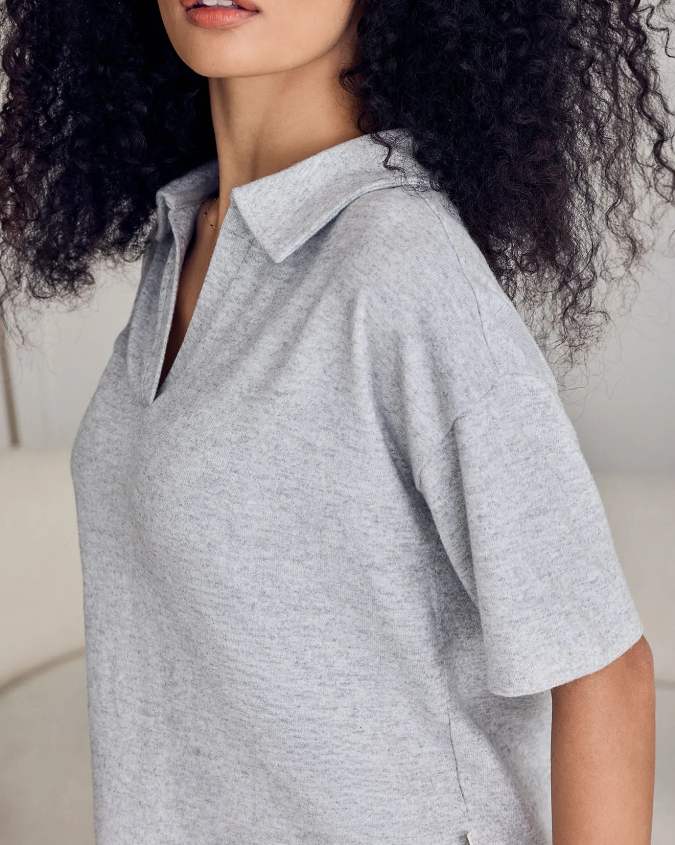 Slub-Knit V-Neck Short Sleeve Sweatshirt - Grey