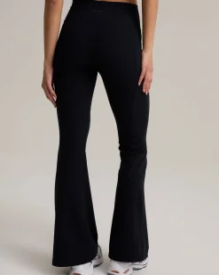 SoftSculpt Flared Leggings - Black