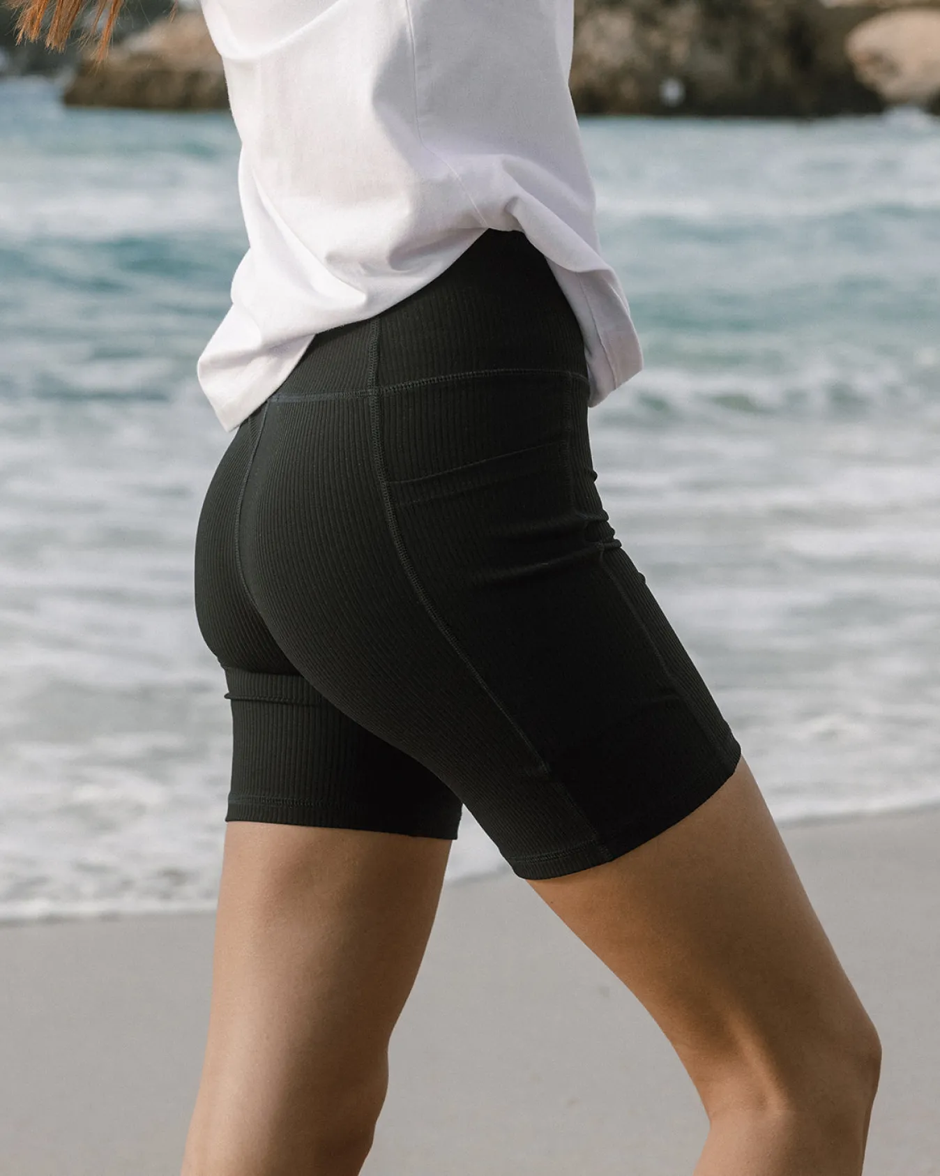 SoftSculpt Rib Cycling Shorts - Black