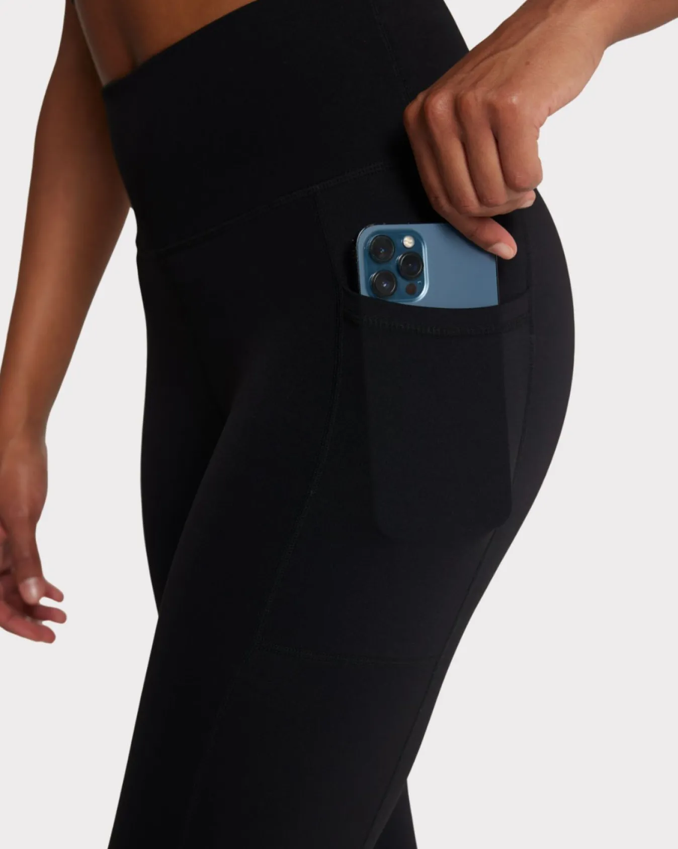 Soft + Stretch High-Rise Leggings - Black