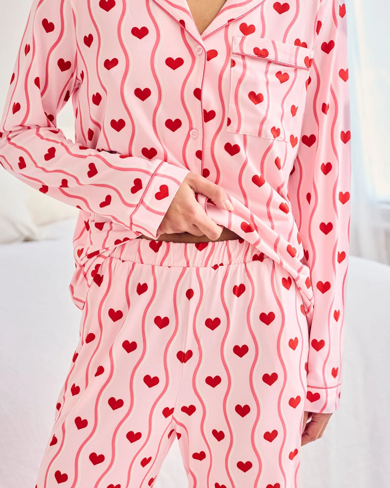 Wavy Stripe Heart Print Long Pyjama Set